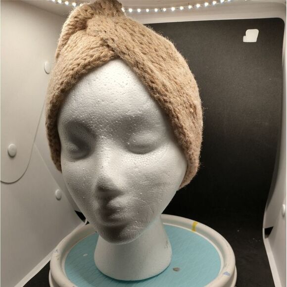 Hand Crafted Knit Unisex Hat Winter Ear Warmer Headbands Tan Twisted Knot - Picture 1 of 7